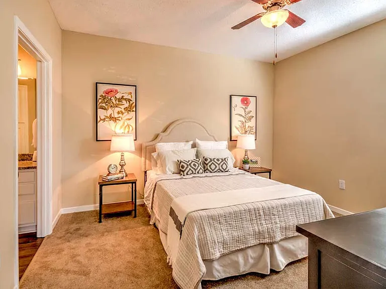The Bridges at Germantown Apartments — Photo 17