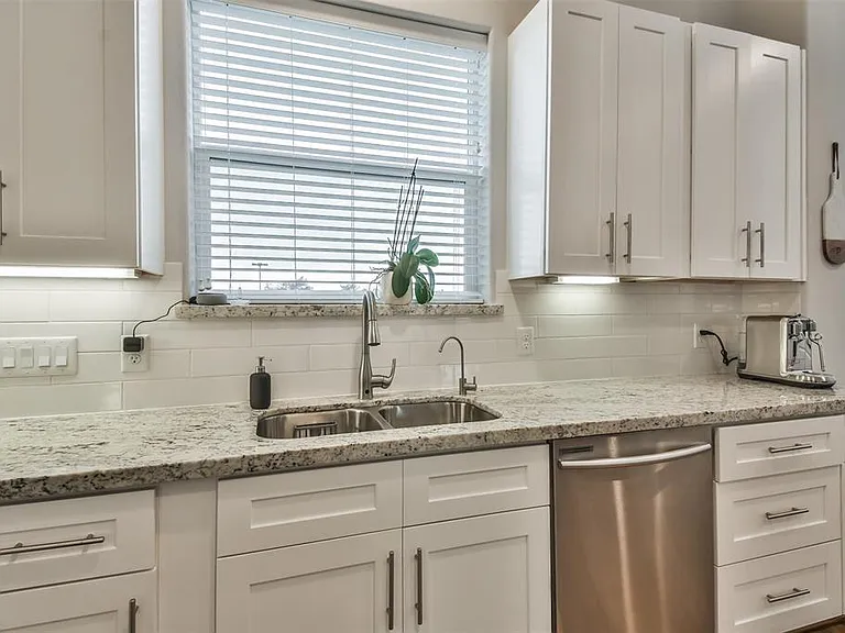 1809 Napa Creek Ln — Photo 18