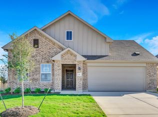 101 Cougar Hill Dr, Jarrell, TX 76537