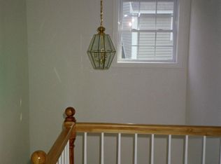 98 Barbara Ln, Hudson, NH 03051