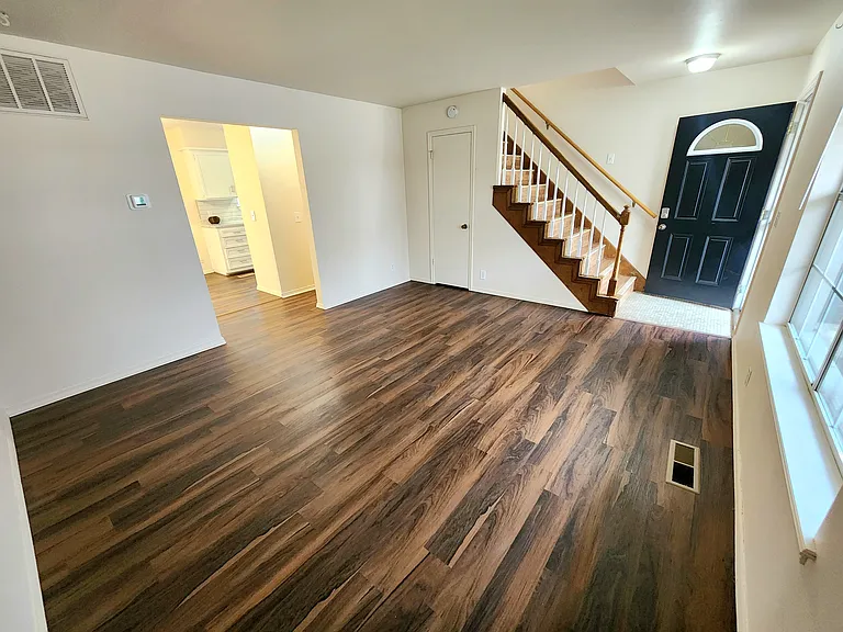 7202 S 66th East Ave — Photo 4