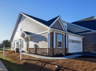 132 Copperstone Ct #53, Millersville, PA 17551