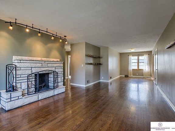 4th image of 6347 Lafayette Ave