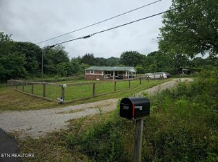 141 Cain Rd, Sharps Chapel, TN 37866