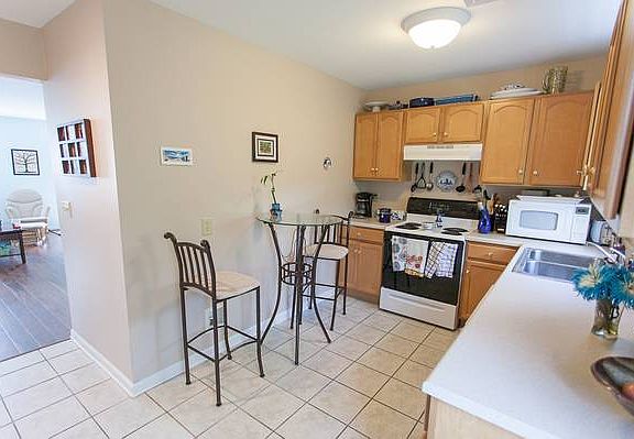 3rd image of 2420 Volunteer Pkwy APT 38