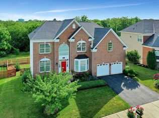 108 Strathmore Way W, Martinsburg, WV 25403