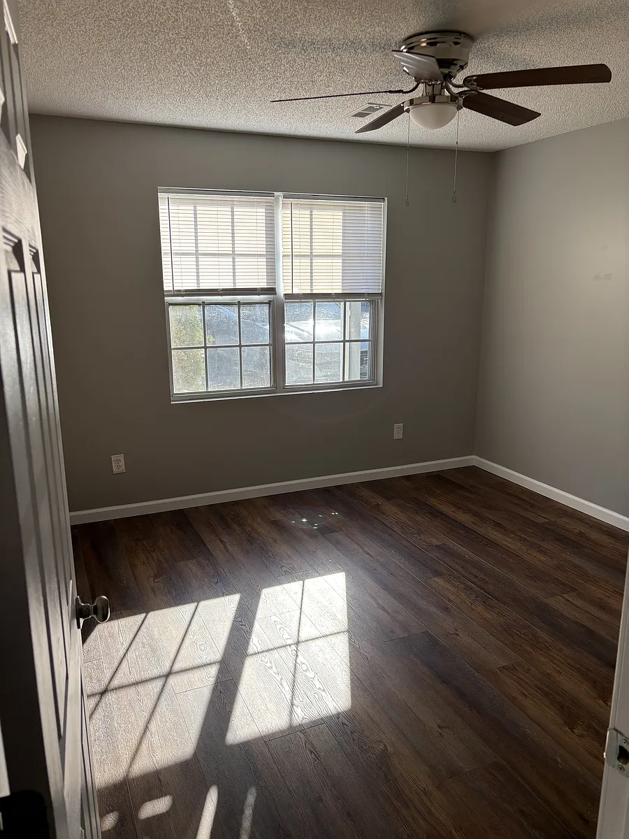 Building Photo - 206 Terrace Trace Ct #206