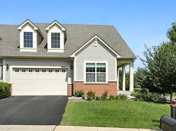 1884 Glenwood Cir #B, Sugar Grove, IL 60554