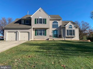 9 Woodduck Dr, Mullica Hill, NJ 08062