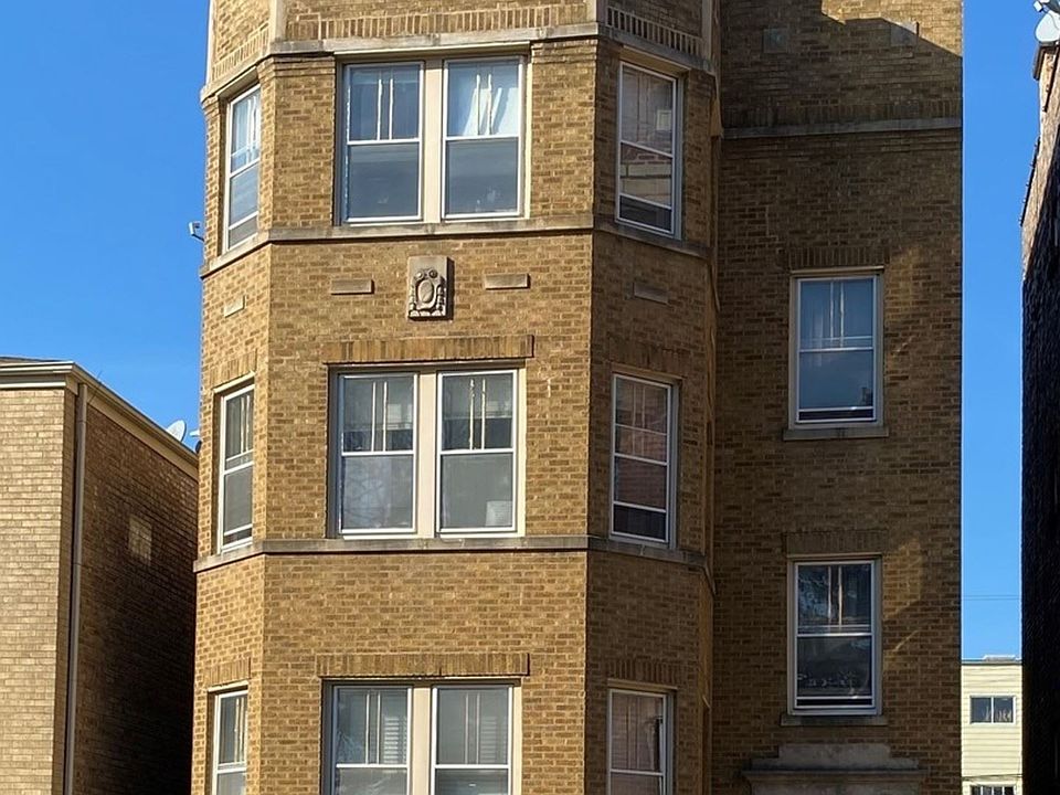 1st image of 2726 W Argyle St #3
