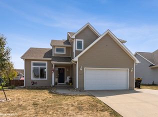 1527 Cedar Dr, Adel, IA 50003