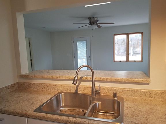 3rd image of 1325 Lobo Pl NE