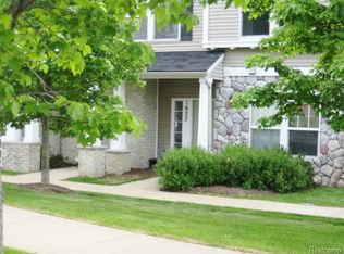 1623 Welland St, Howell, MI 48855