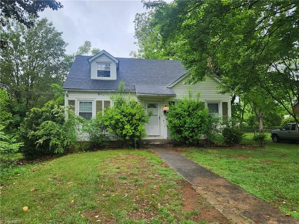 306 Auburndale St, Winston Salem, NC 27104