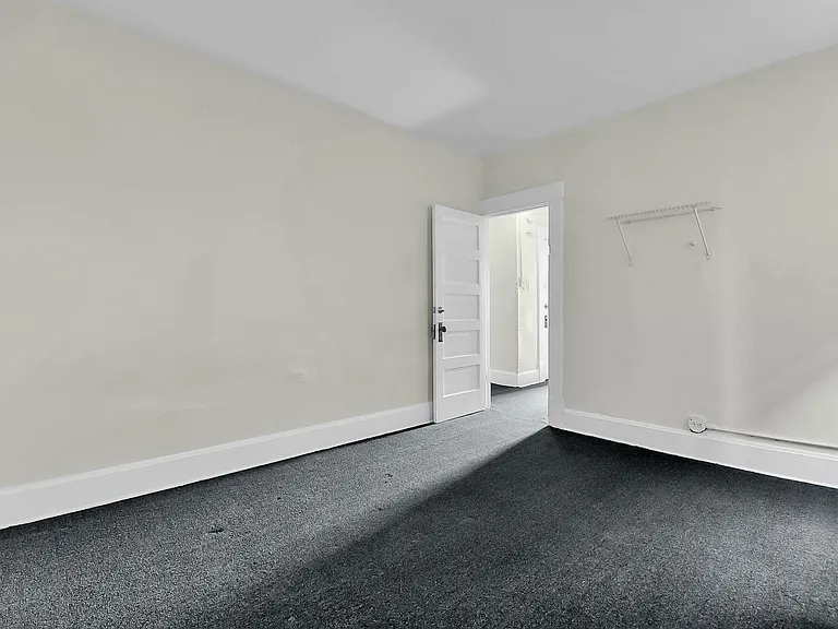 1506 Summit St — Photo 18