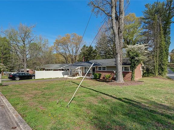 3rd image of 1203 Lawson St