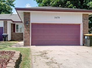 3479 S Parkmont Ct, Springfield, MO 65807