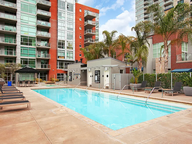 800 The Mark Ln #310 — Photo 16