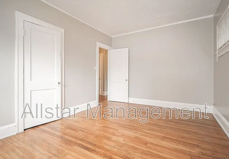 3065 E Derbyshire Rd — Photo 23