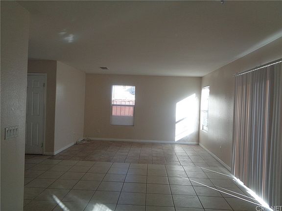5th image of 40427 Maravilla Dr