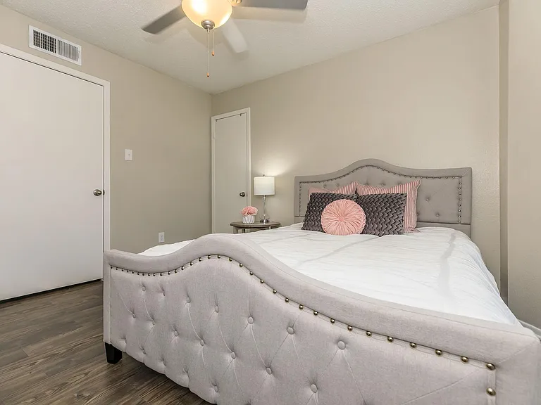 12148 Jollyville Rd — Photo 42
