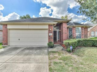 8411 Whisper Point Dr, Houston, TX 77040
