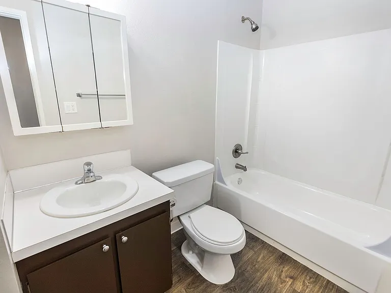 Keystone East — Photo 40