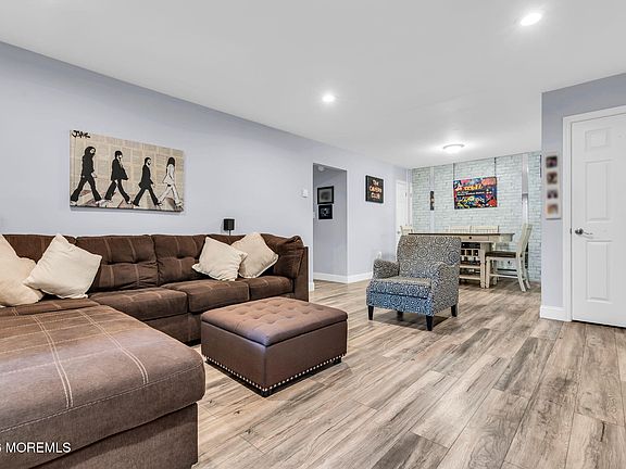 5th image of 87 Arrowood Road #E
