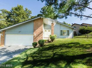 5907 Hall St, Springfield, VA 22152