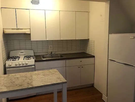 Rented by J M Weber Real Estate Inc | media 7