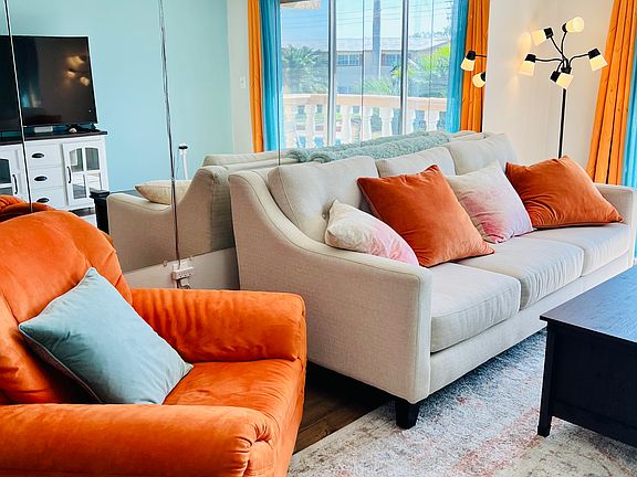 3rd image of 3704 Broadway APT 215