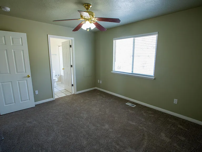 3788 E Butterfield Rd — Photo 18