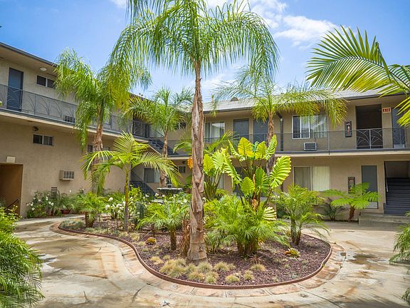 5th image of 334 S Hobart Blvd #2422