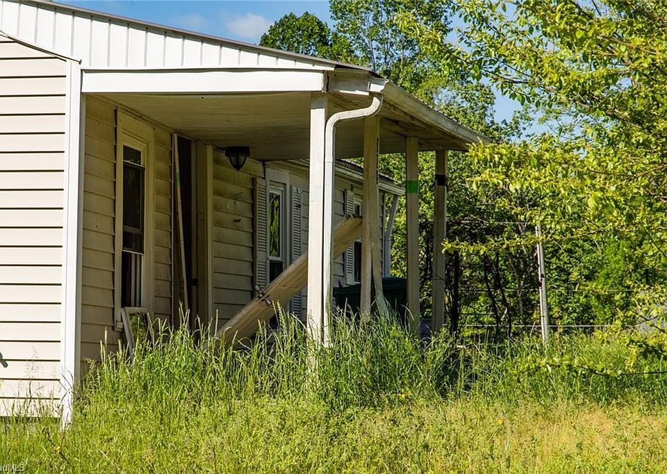 108 Mathis St, Jonesville, NC 28642 Zillow