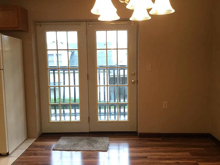 601 Broad Ave #2B — Photo 3