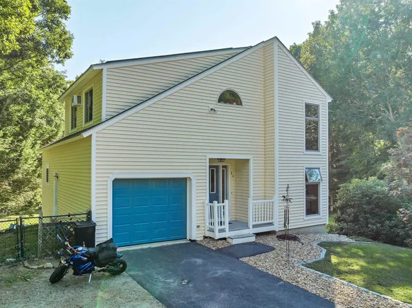 24 Boulder Drive, Danville, NH 03819