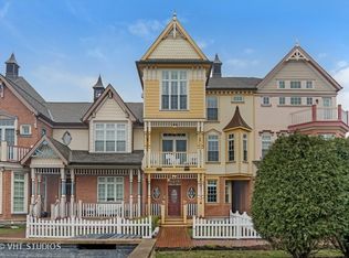 4147 Royal Mews Cir, Naperville, IL 60564