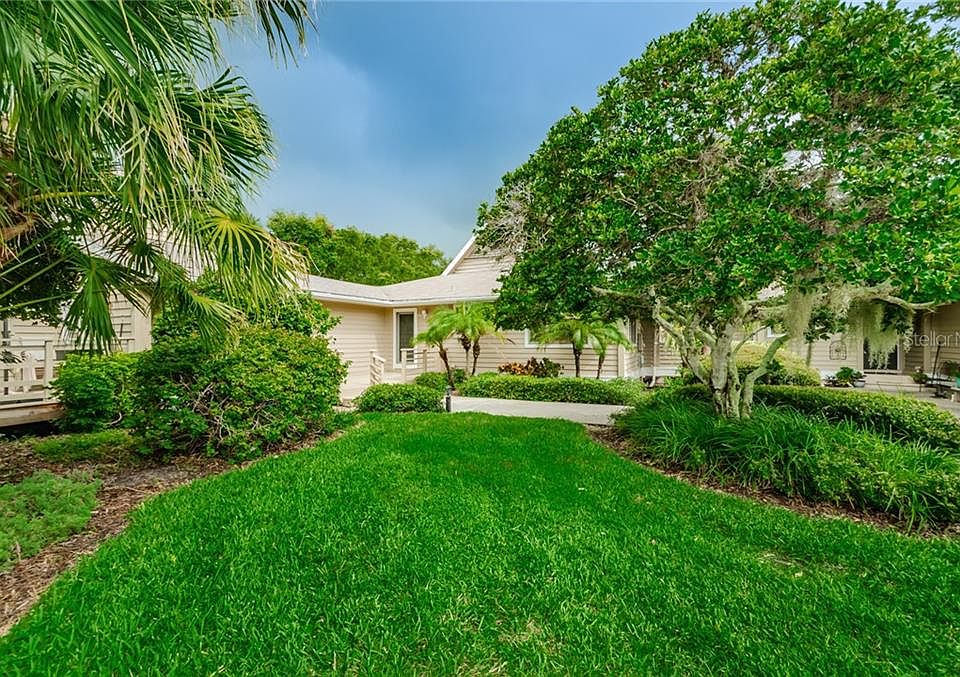 996 Spinnaker Ct, Tarpon Springs, FL 34689 | MLS #U8051953 996 (Explore By Air) – Premier