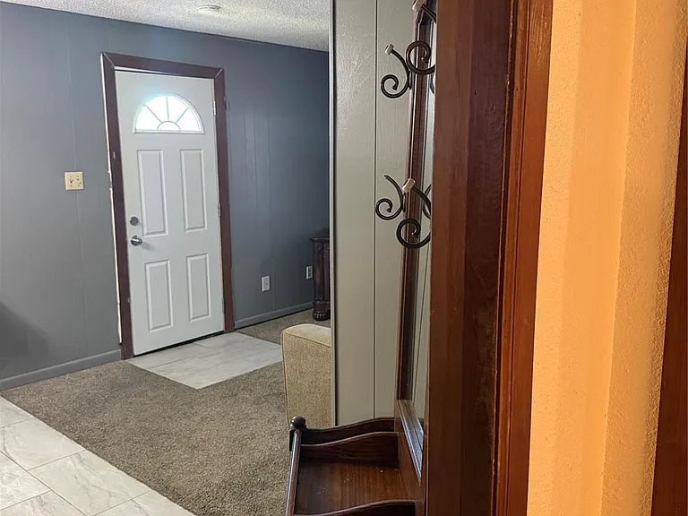 5727 Weaver Rd #B — Photo 4
