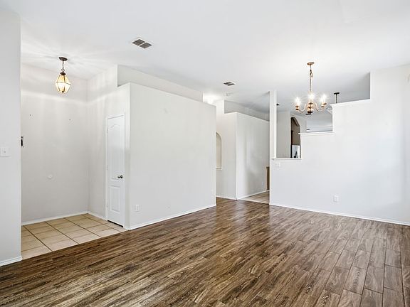 Additional Living Room