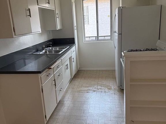 4th image of 10020 Palms Blvd APT 7