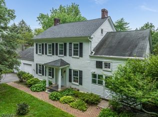 1136 Washington Valley Rd, Basking Ridge, NJ 07920