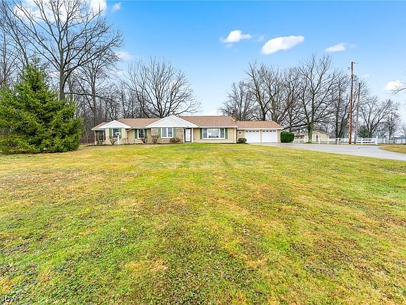 3rd image of 11671 Green Beaver Rd