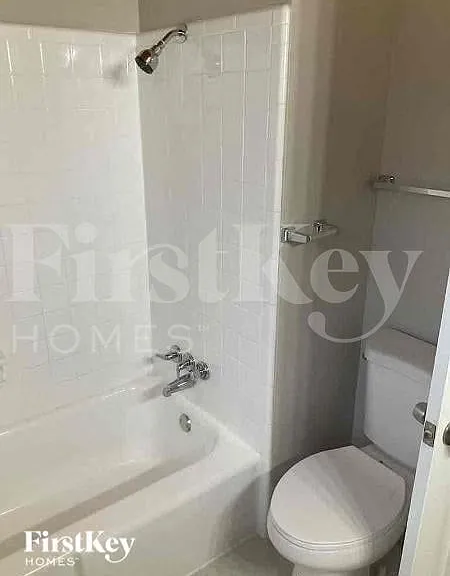 5430 Mallard Dr — Photo 9