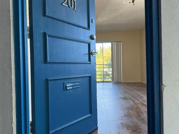 1407 NE 56th Street #201, Fort Lauderdale, FL 33334