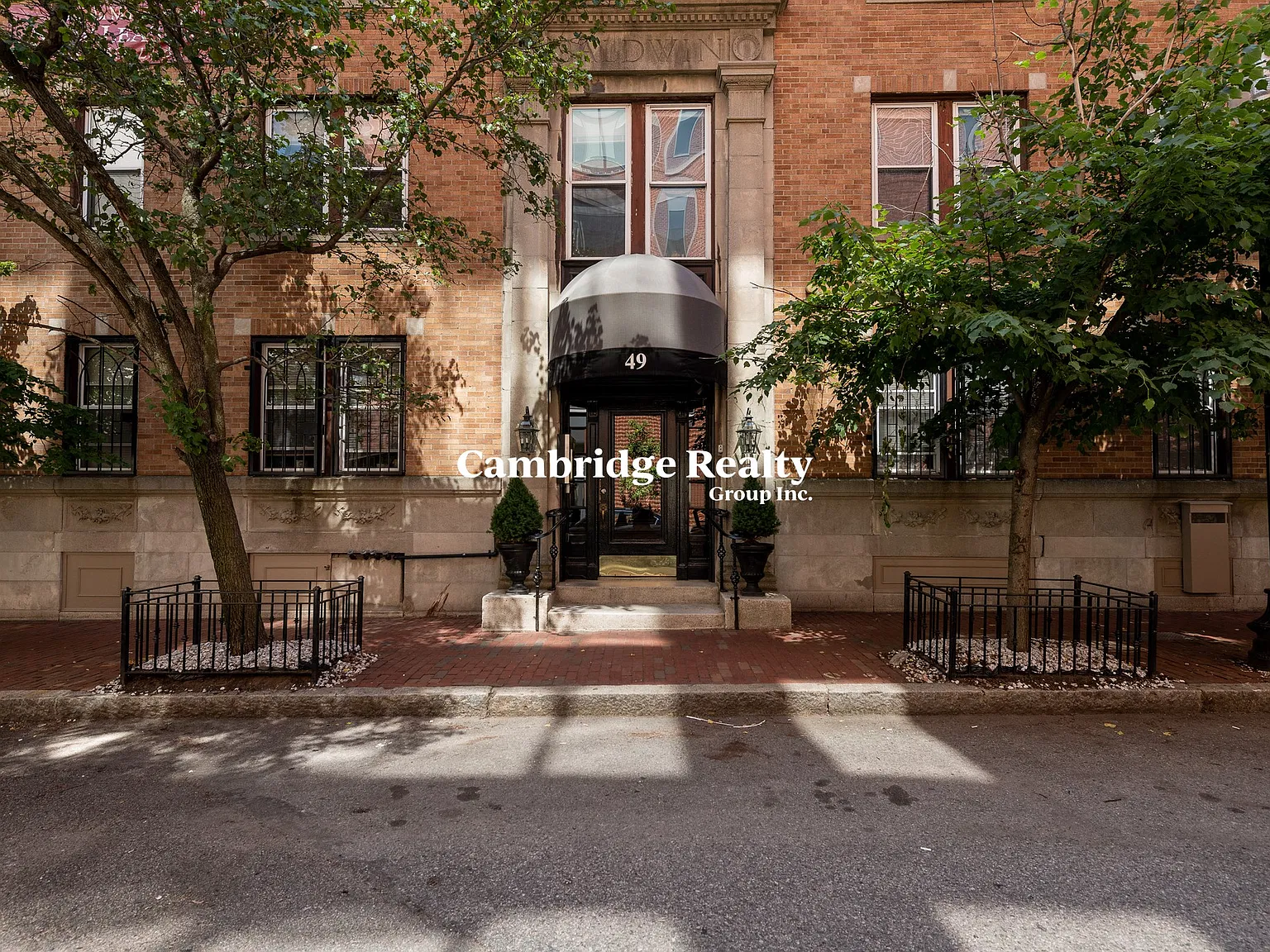 1 bed, 1.0 bath, 334 sqft, $2,650 — Photo 1