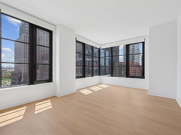 4th image of 499 President St #641
