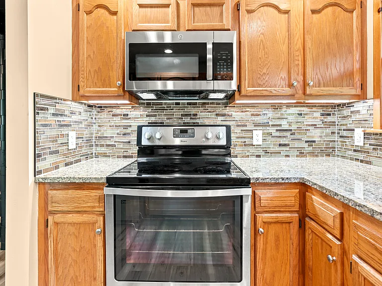 4967 Blue Mountain Rd — Photo 32