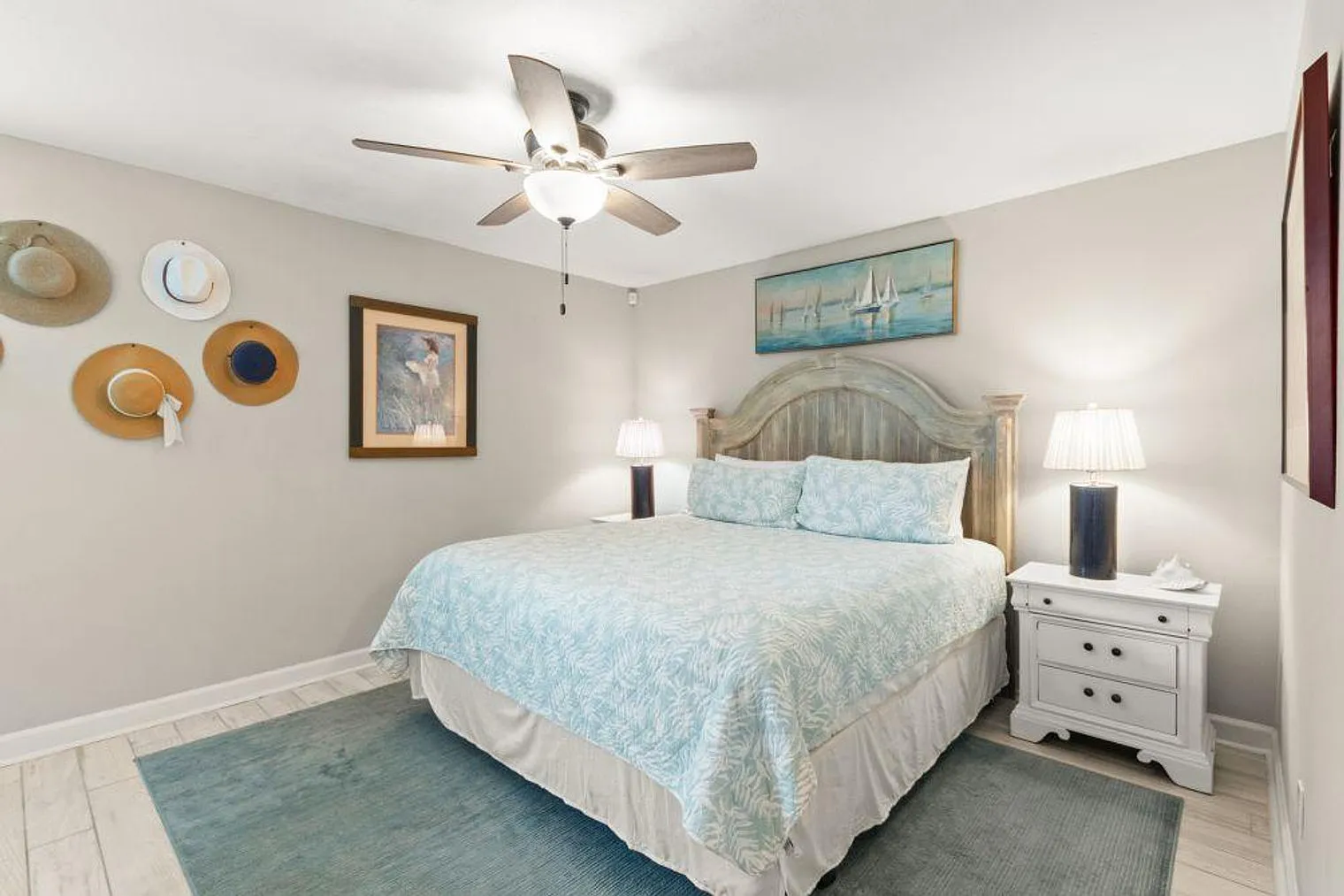 2 bed, 2.0 bath, 882 sqft, $4,560 — Photo 3