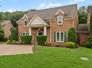 5212 Shenandoah Ct, Nashville, TN 37220
